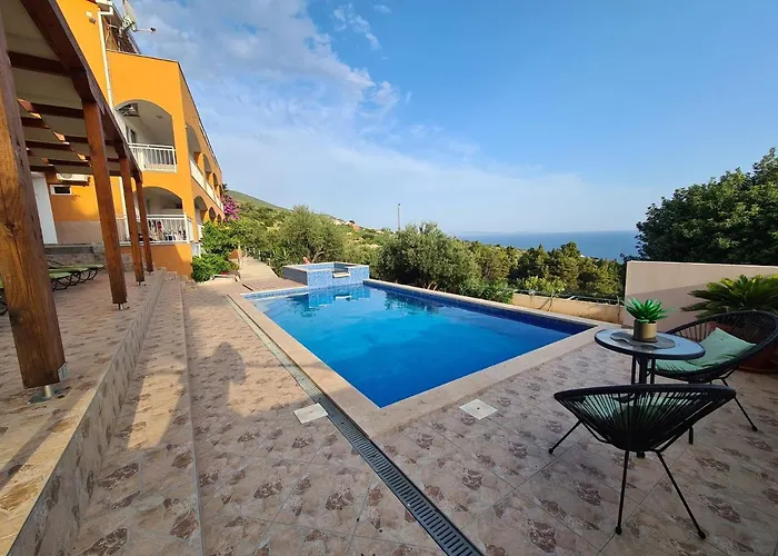 With A Swimming Pool Mokalo, Peljesac - 639 Apartman