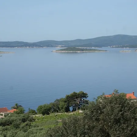 With A Swimming Pool Mokalo, Peljesac - 639