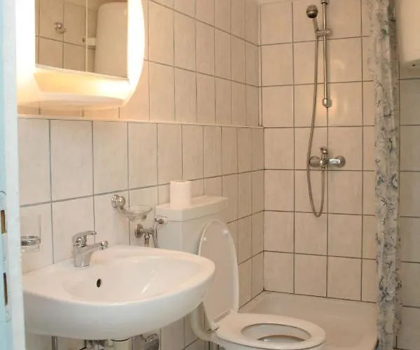 With A Swimming Pool Mokalo, Peljesac - 639 Апартаменты Оребич