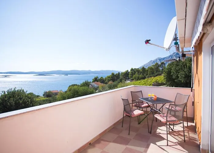 With A Swimming Pool Mokalo, Peljesac - 639 Апартаменты