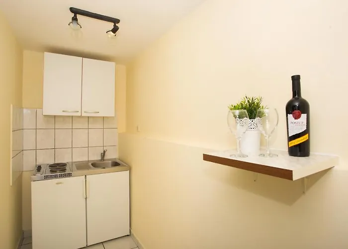 With A Swimming Pool Mokalo, Peljesac - 639